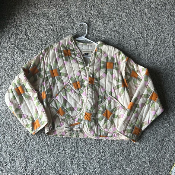 Women's Multicolor quilt Jacket - Picture 2 of 4